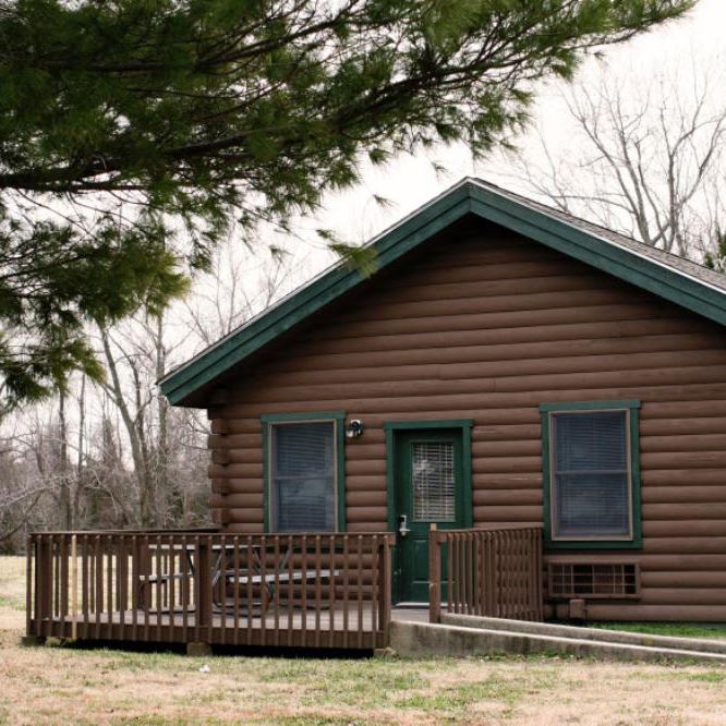 Navy Getaways Solomons exterior cabin
